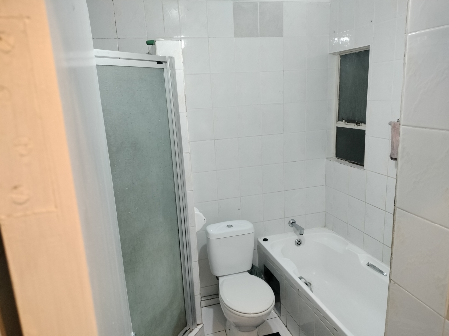 2 Bedroom Property for Sale in Safari Gardens North West